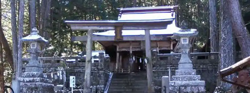 長野県・入登山神社(にゅうとうざんじんじゃ)